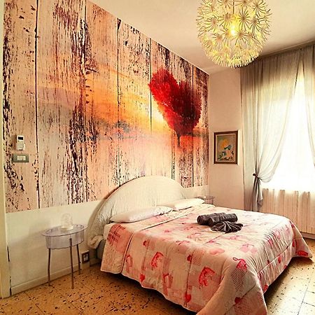 Accogliente Casa Indipendente Con Wi-Fi Gratuito, A Due Passi Dal Centro E Dalle Attrazioni Ravenna Exterior foto