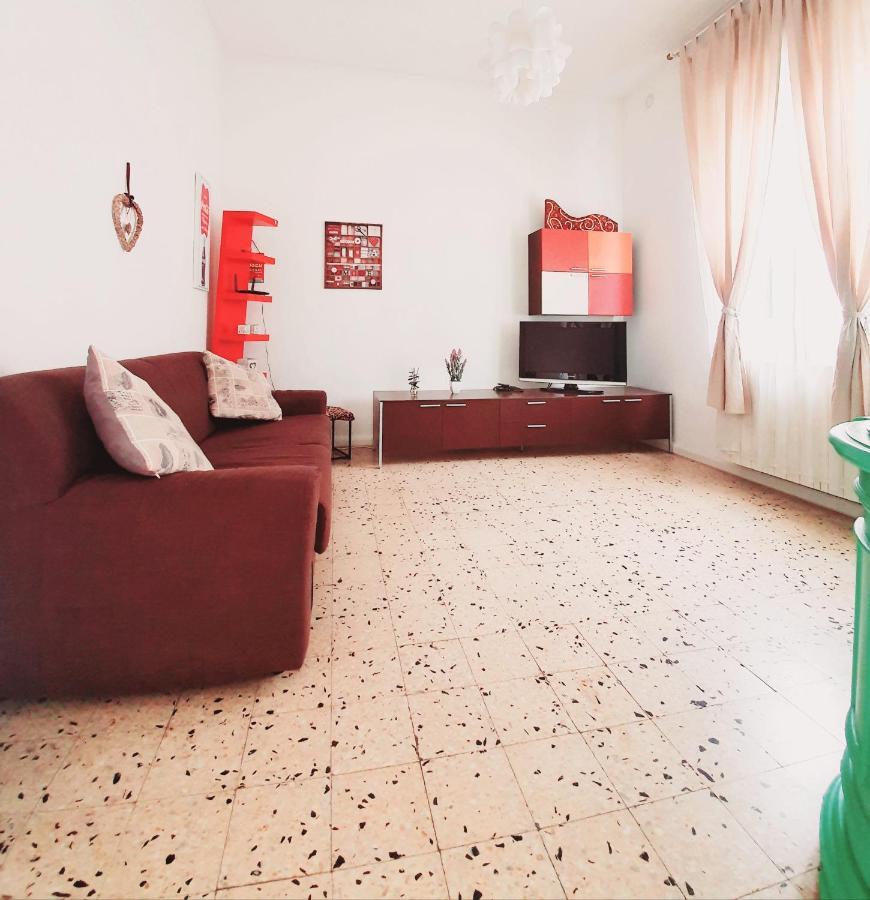 Accogliente Casa Indipendente Con Wi-Fi Gratuito, A Due Passi Dal Centro E Dalle Attrazioni Ravenna Exterior foto